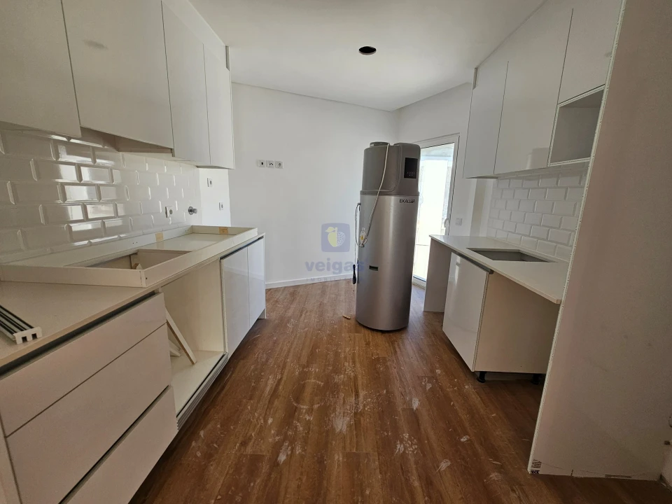 Apartamento T2 para Venda em São Martinho do Porto Foto 1