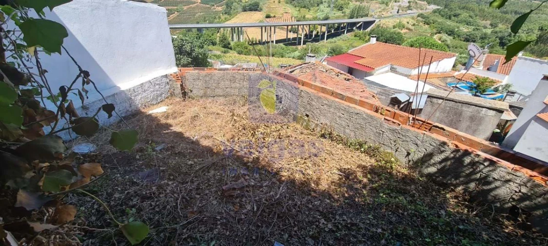 Moradia T5 para Venda em Caldas da Rainha - Santo Onofre e Serra do Bouro Foto 7