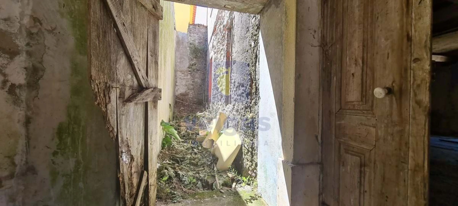 Moradia T5 para Venda em Caldas da Rainha - Santo Onofre e Serra do Bouro Foto 9
