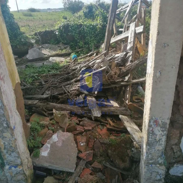 Moradia T2 para Venda em A dos Francos Foto 5