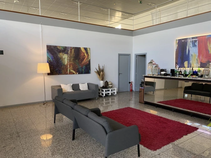 Negócio para Venda em Vale de Santarem Foto 4