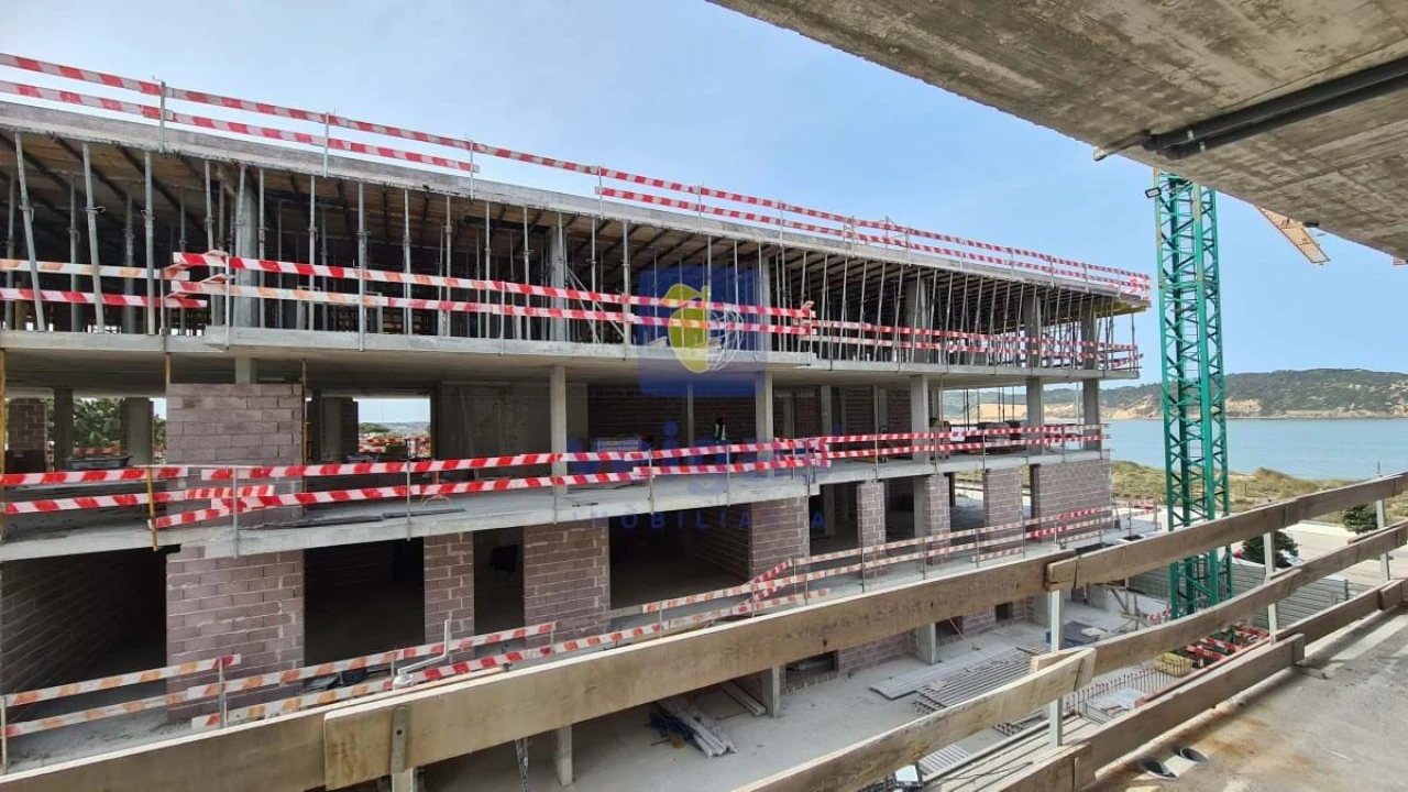 Apartamento T3 para Venda em São Martinho do Porto Foto 4