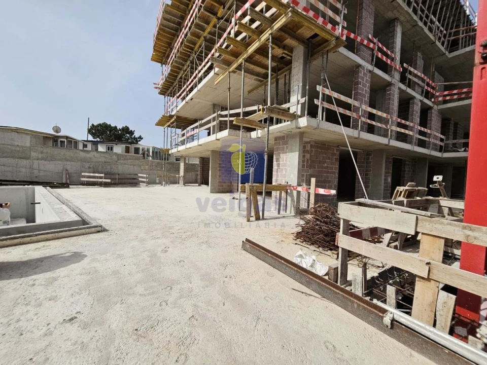 Apartamento T3 para Venda em São Martinho do Porto Foto 14