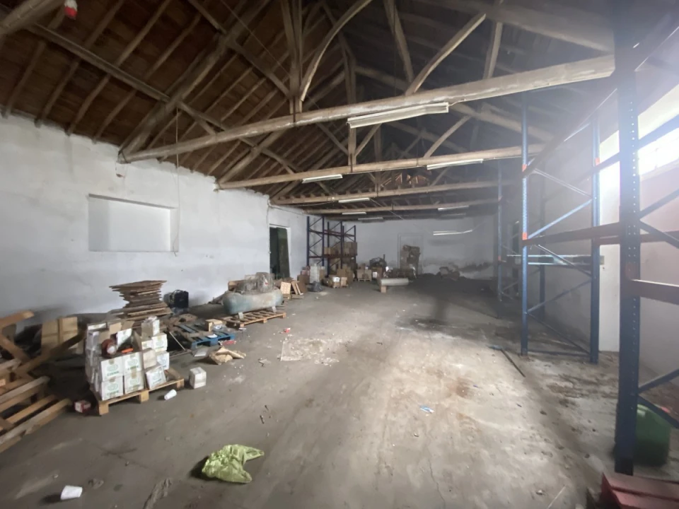 Armazém para Venda em Malhou, Louriceira e Espinheiro Foto 19