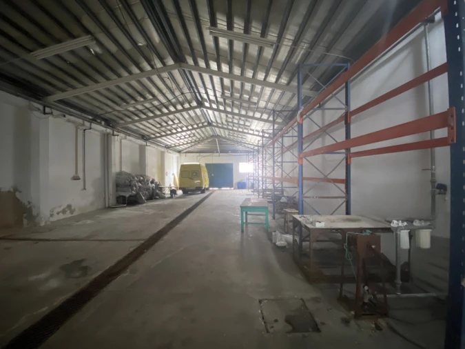 Armazém para Venda em Malhou, Louriceira e Espinheiro Foto 36