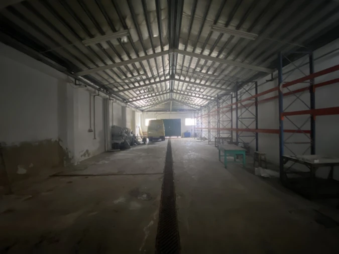 Armazém para Venda em Malhou, Louriceira e Espinheiro Foto 34