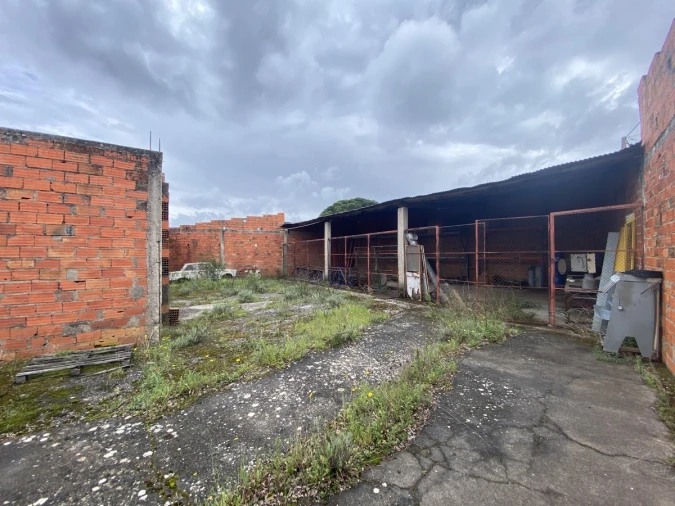 Armazém para Venda em Malhou, Louriceira e Espinheiro Foto 9