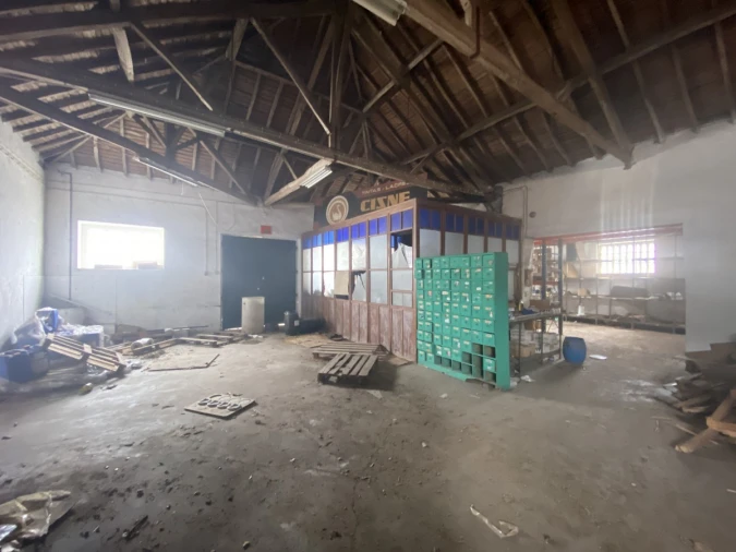 Armazém para Venda em Malhou, Louriceira e Espinheiro Foto 18