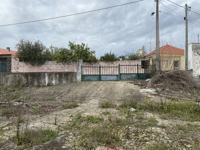 Armazém para Venda em Malhou, Louriceira e Espinheiro Foto 23