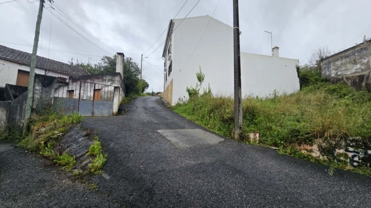 Terreno para Venda em Cadaval e Pêro Moniz Foto 9