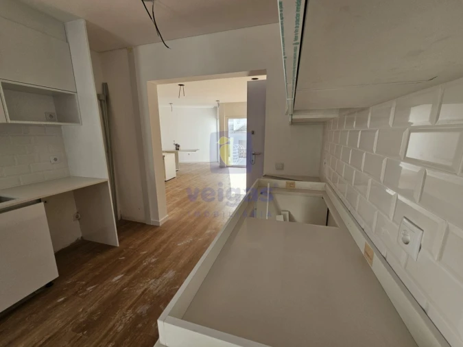 Apartamento T2 para Venda em São Martinho do Porto Foto 2