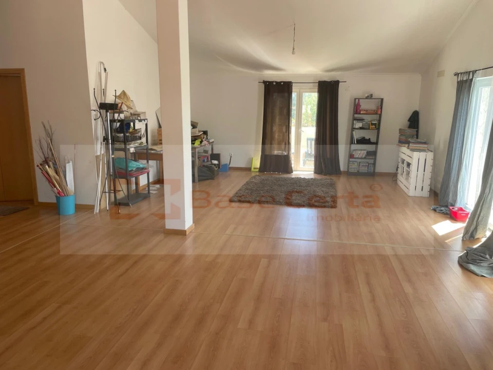 Apartamento T3 para Venda em Vila de Rei Foto 11