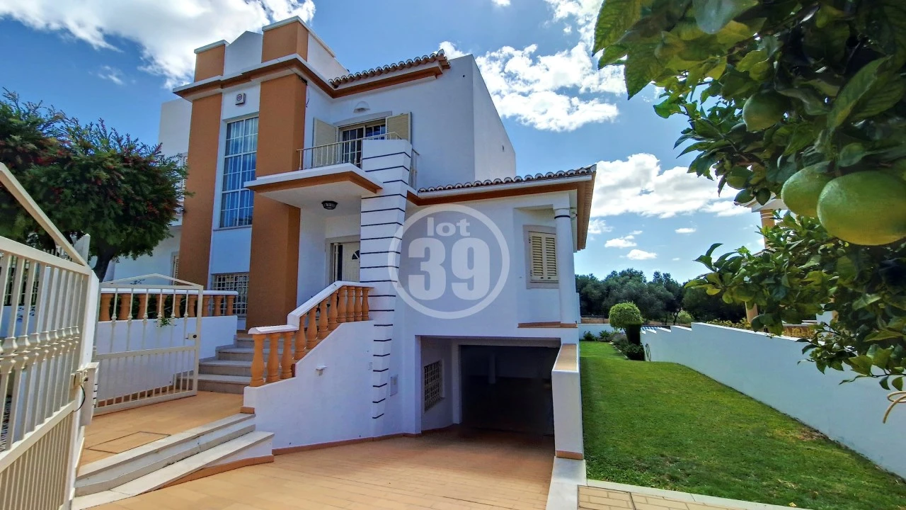 Moradia T4 para Venda em Albufeira e Olhos de Água Foto 43