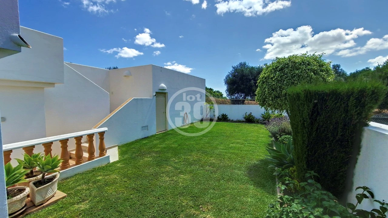 Moradia T4 para Venda em Albufeira e Olhos de Água Foto 46