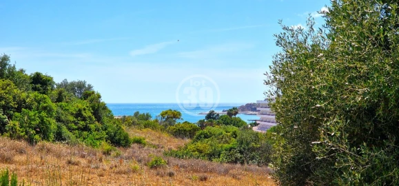Moradia T4 para Venda em Albufeira e Olhos de Água