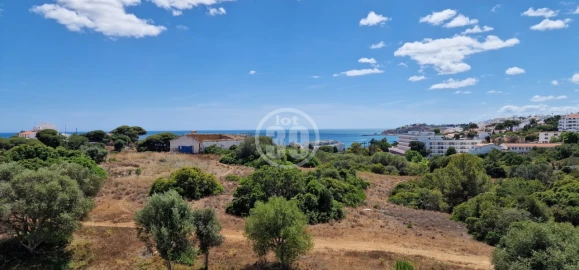 Moradia T4 para Venda em Albufeira e Olhos de Água