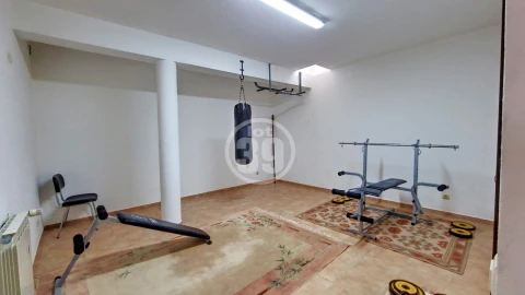 Moradia T4 para Venda em Albufeira e Olhos de Água