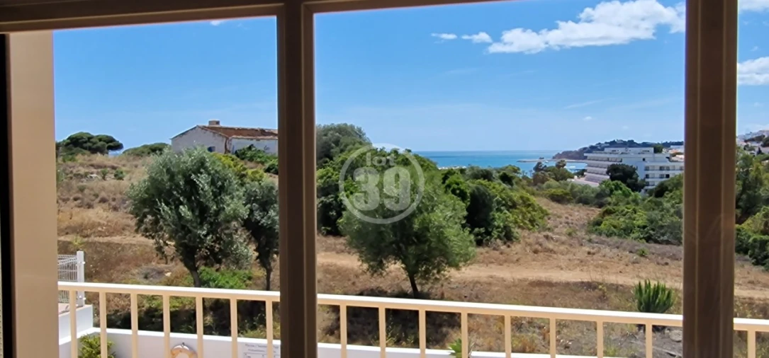 Moradia T4 para Venda em Albufeira e Olhos de Água Foto 32