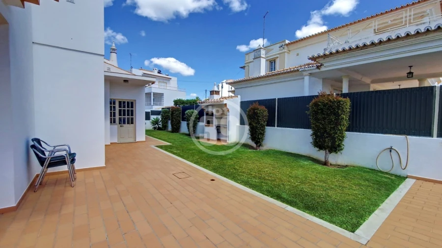 Moradia T4 para Venda em Albufeira e Olhos de Água Foto 44