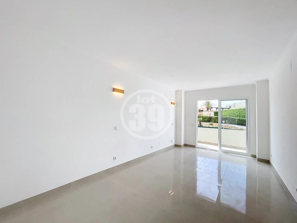 Moradia T3 para Venda em Albufeira e Olhos de Água Foto 25