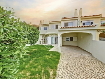 Moradia T3 para Venda em Albufeira e Olhos de Água