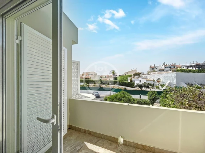 Moradia T3 para Venda em Albufeira e Olhos de Água Foto 17