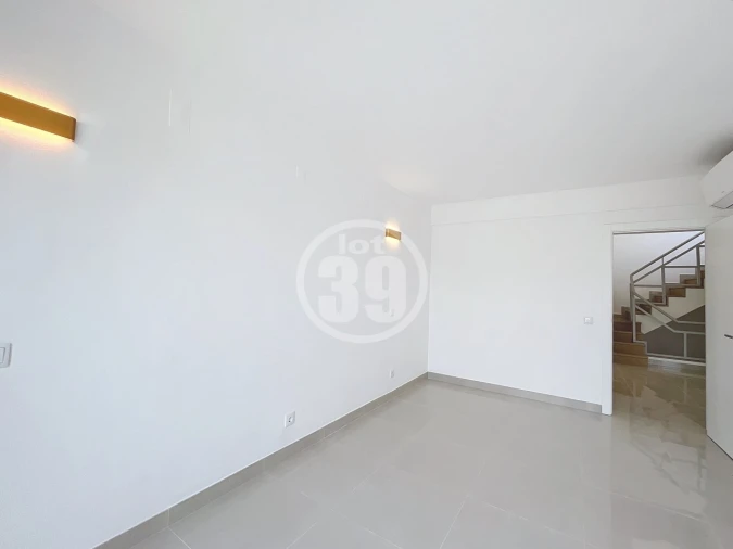 Moradia T3 para Venda em Albufeira e Olhos de Água Foto 16