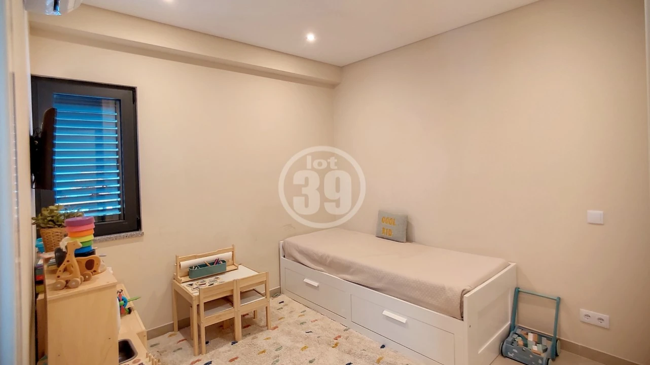 Moradia T5 para Venda em Albufeira e Olhos de Água Foto 21