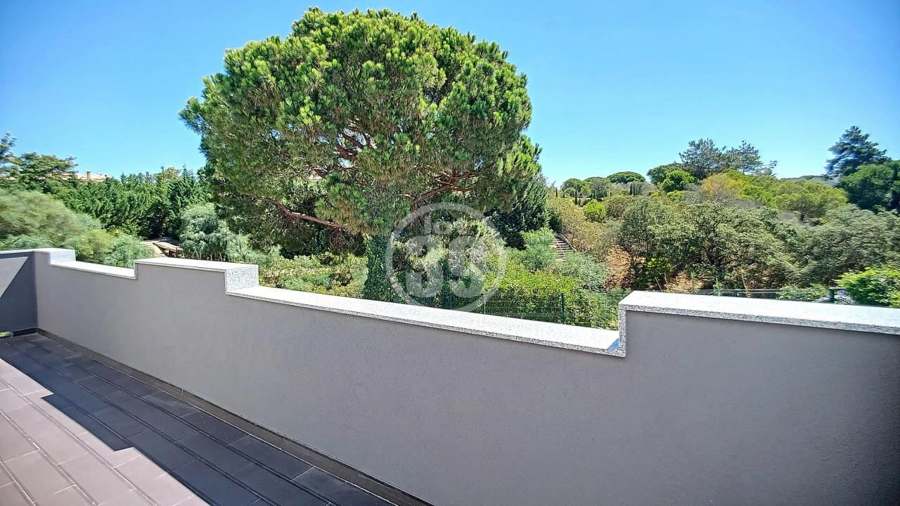 Moradia T5 para Venda em Albufeira e Olhos de Água Foto 35
