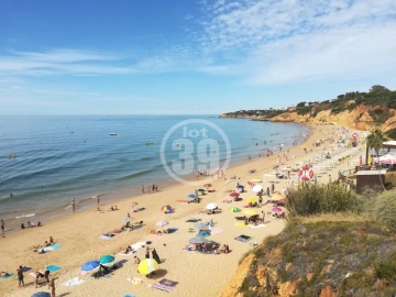 Moradia T5 para Venda em Albufeira e Olhos de Água