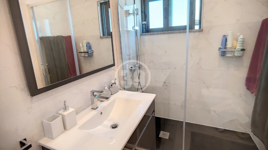 Moradia T5 para Venda em Albufeira e Olhos de Água Foto 25