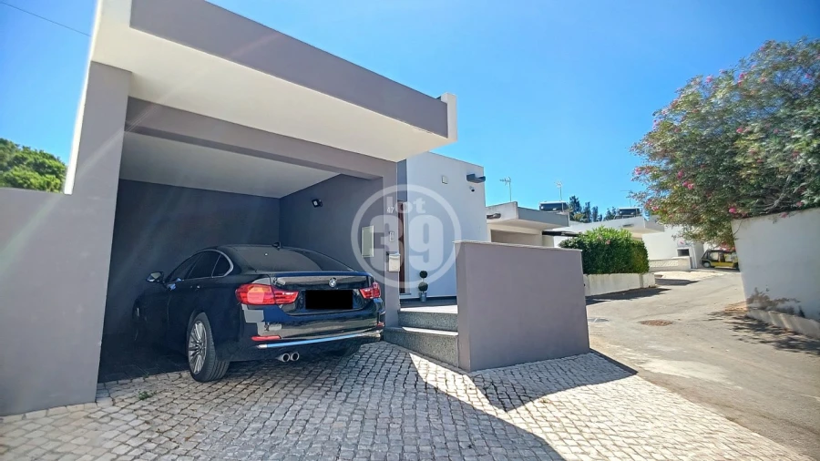 Moradia T5 para Venda em Albufeira e Olhos de Água Foto 49