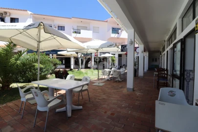 Negócio para Venda em Albufeira e Olhos de Água