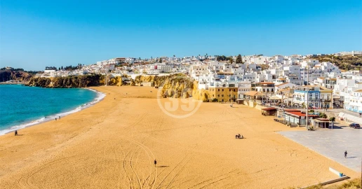 Negócio para Venda em Albufeira e Olhos de Água