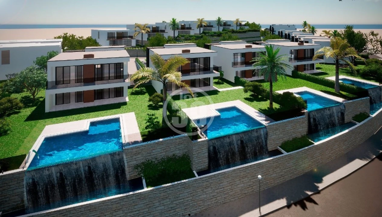 Terreno para Venda em Albufeira e Olhos de Água Foto 1