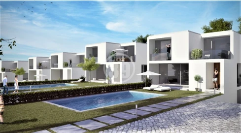 Terreno para Venda em Albufeira e Olhos de Água