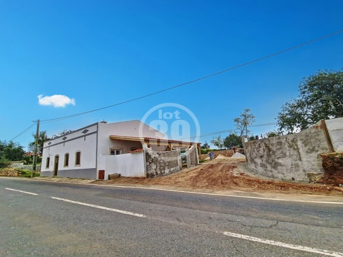 Moradia T5 para Venda em Ferreiras Foto 40