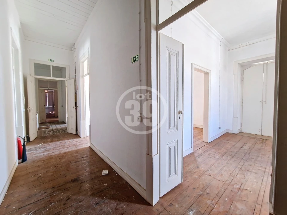 Prédio para Venda em Alcantarilha e Pêra Foto 60