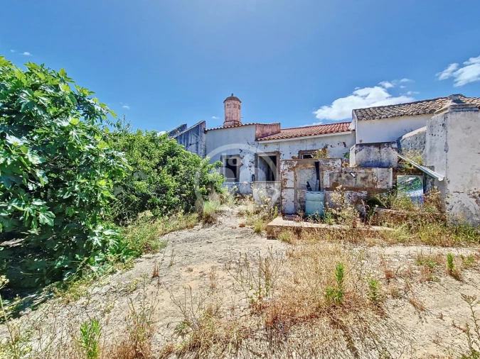 Prédio para Venda em Alcantarilha e Pêra Foto 11