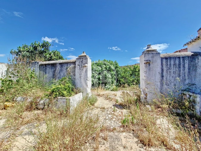 Prédio para Venda em Alcantarilha e Pêra Foto 16