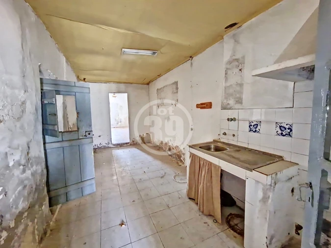 Prédio para Venda em Alcantarilha e Pêra Foto 21