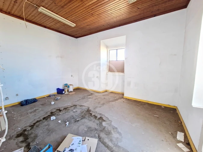 Prédio para Venda em Alcantarilha e Pêra Foto 57