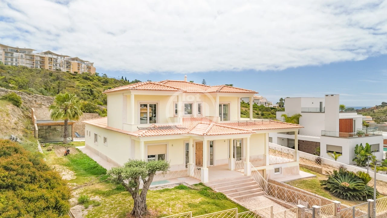 Moradia T4 para Venda em Albufeira e Olhos de Água Foto 4