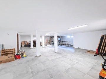 Moradia T4 para Venda em Albufeira e Olhos de Água