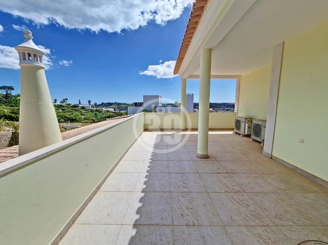 Moradia T4 para Venda em Albufeira e Olhos de Água Foto 24