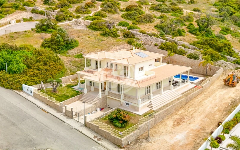 Moradia T4 para Venda em Albufeira e Olhos de Água Foto 48