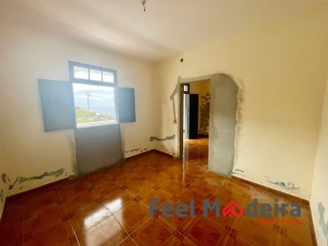 Moradia T3 para Venda em Ribeira Brava