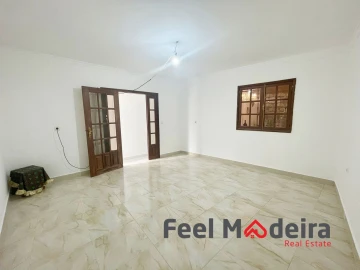 Moradia T3 para Venda em Ribeira Brava