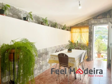 Moradia T3 para Venda em Ribeira Brava