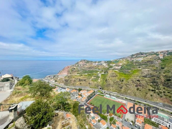 Moradia T3 para Venda em Ribeira Brava Foto 7